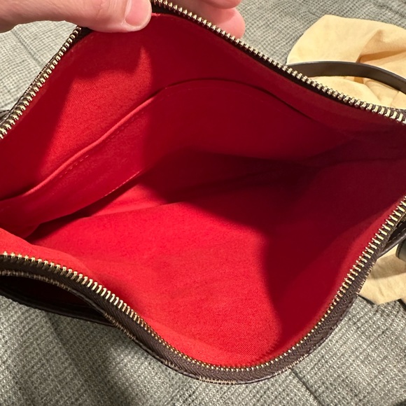 Louis Vuitton Bloomsbury PM - Picture 14 of 16